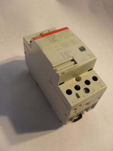 ABB ESB 24-40 AC/DC, 230-240V, 40-450 Hz Modular Contactor